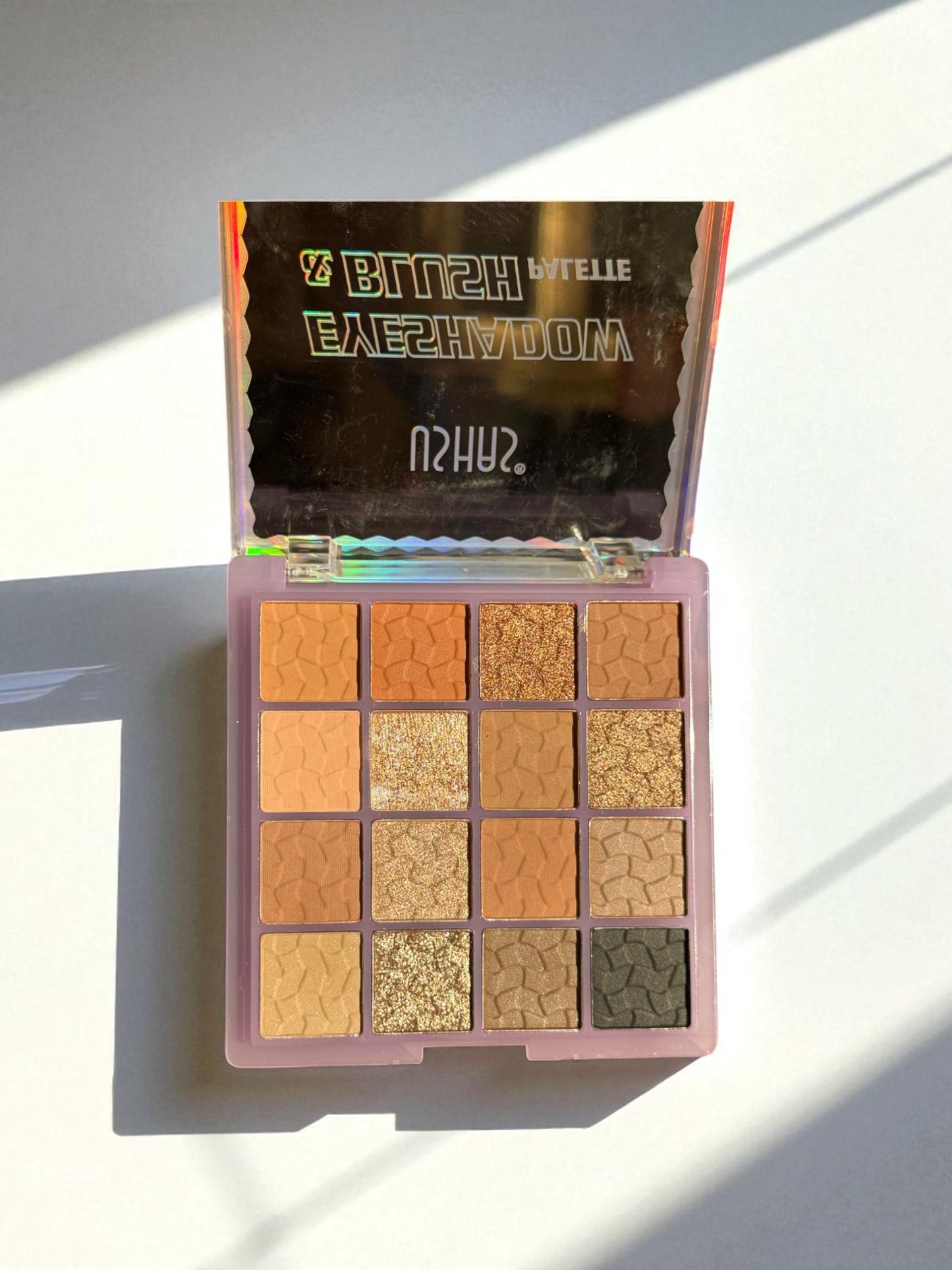 Paleta de sombra y rubor Ushas
